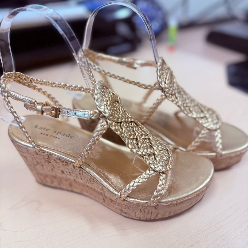 Kate Spade New York Metallic Gold Braided Leather Slingback Wedge Heels Size 5.5 - Picture 3 of 11